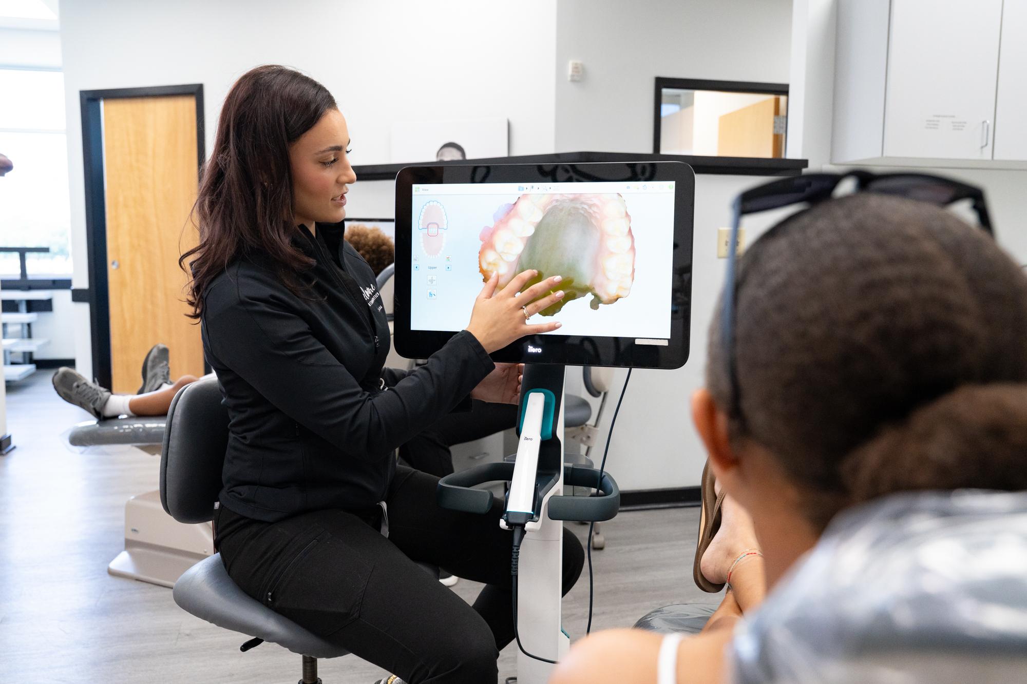 Quick, painless digital teeth scan